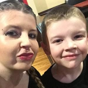 Meet your Posher, Bobbi